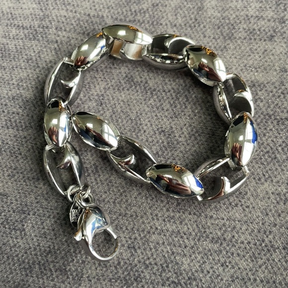 Silver stainless steel bracelet - Picture 3 of 4